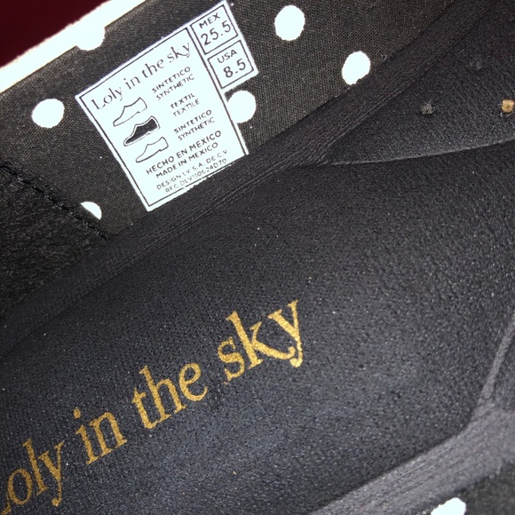 Shoes - Picture 3 of 5